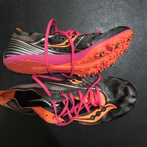 Saucony Endorphin MD4